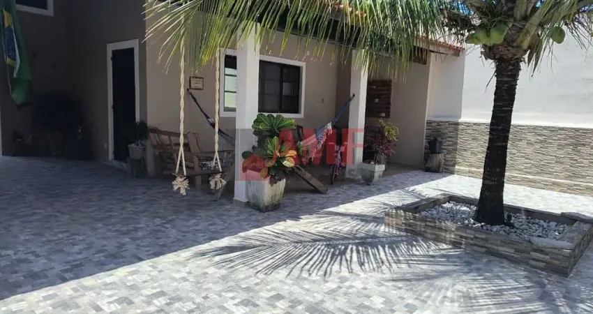 Casa à venda no bairro Jardim Das Palmeiras - Itanhaém/SP
