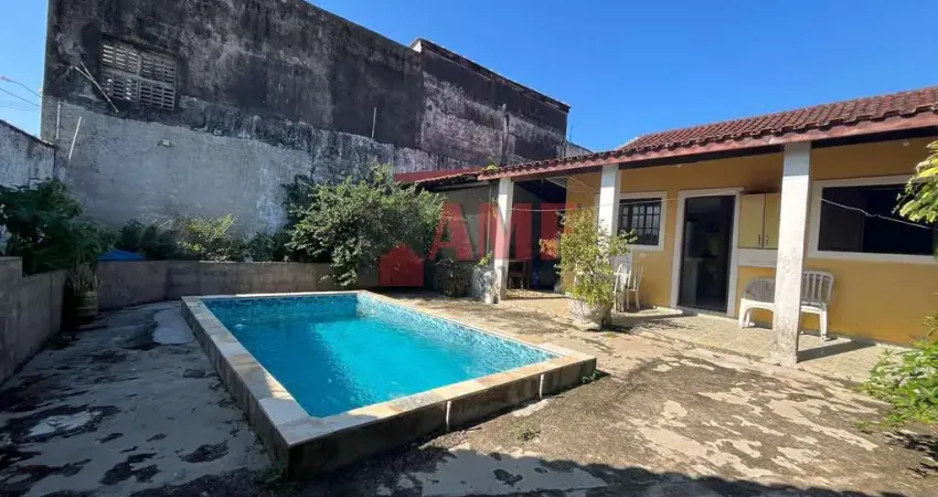 Casa com Piscina a 1000 metros da praia no Bopiranga