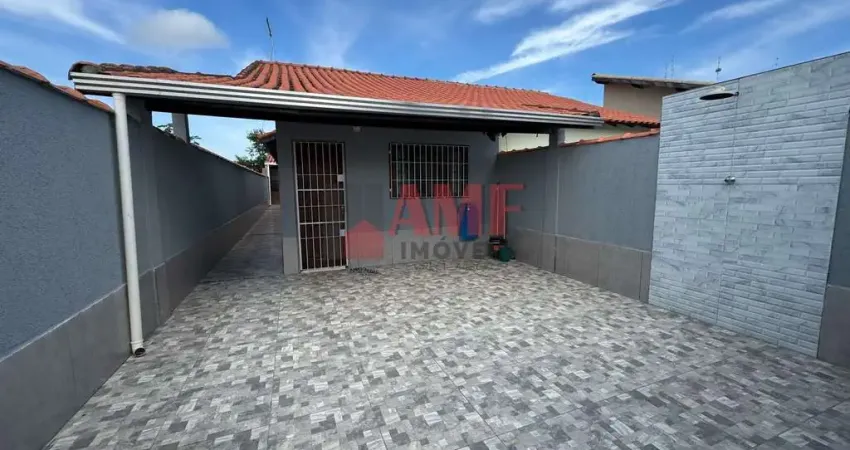 Casa com 2 quartos à venda no Jardim Guacira, Itanhaém 