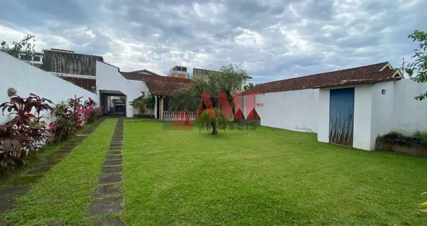 Casa com 3 quartos à venda no Centro, Itanhaém 