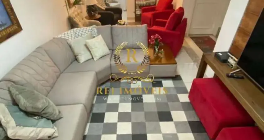 Casa com 3 quartos para alugar no Xaxim, Curitiba 