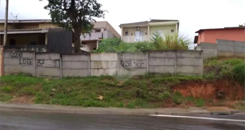 Terreno à venda na Engenheiro Paulo Izzo, --, Jardim Maristela, Atibaia