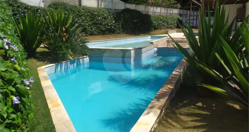 Sobrado com 3 quartos à venda em Jardim Do Lago - SP