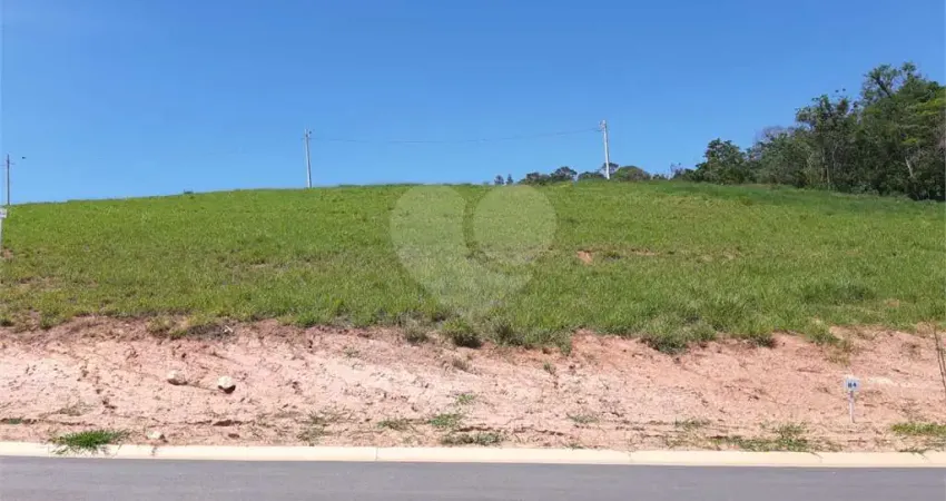 Terreno à venda na Cidade Satélite, Atibaia 