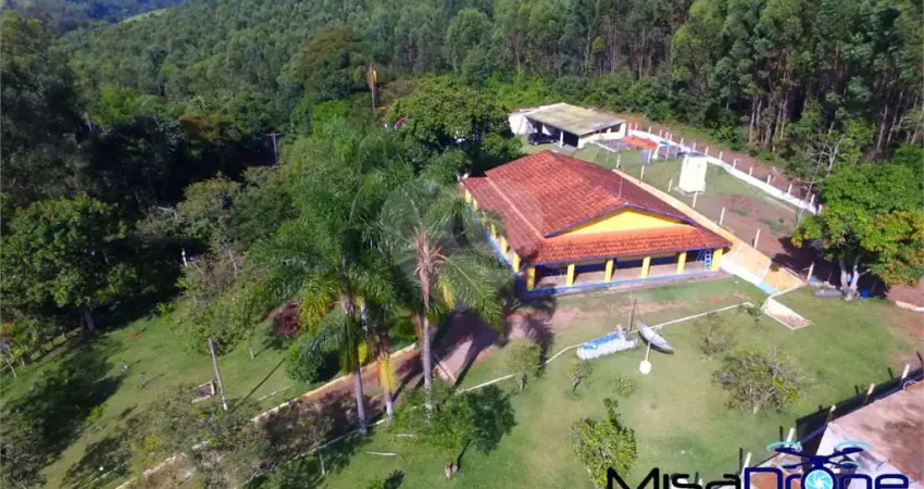 Chácara / sítio com 4 quartos à venda no Centro, Piracaia 