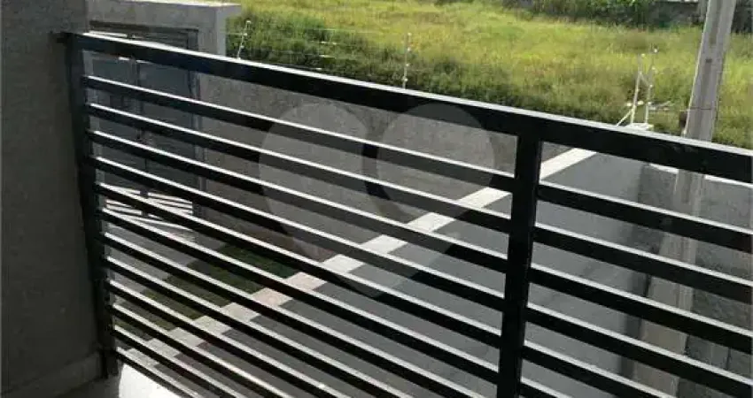 Sobrado com 2 quartos à venda em Residencial Jardins Da Catalunha - SP