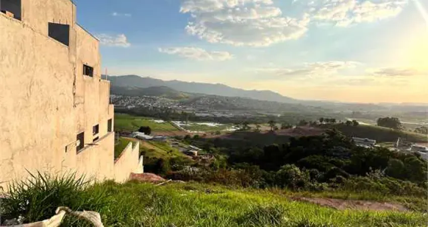 Terreno à venda no Centro, Bom Jesus dos Perdões 