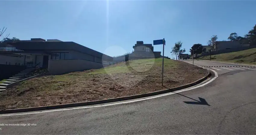 Terreno à venda no Condominio Quintas da Boa Vista, Atibaia