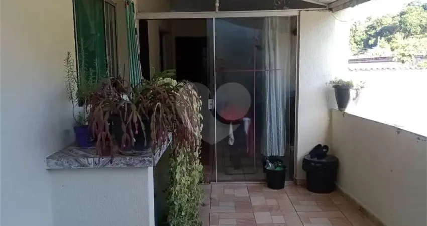 Casa térrea com 2 quartos à venda em Centro - SP
