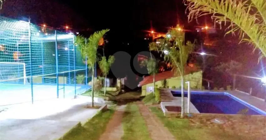 Chácara / sítio com 5 quartos para alugar no Jardim Estância Brasil, Atibaia 