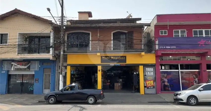 Casa com 4 quartos para locação em Alvinópolis - SP