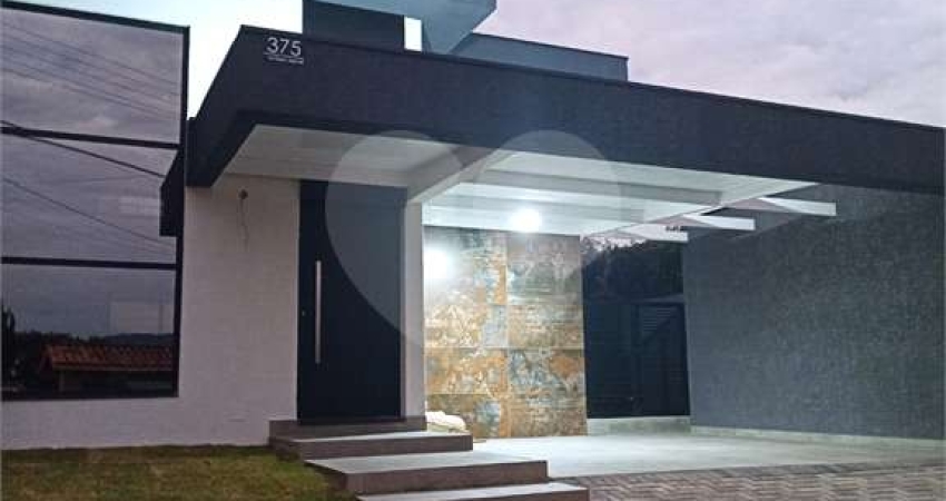 Casa com 3 quartos à venda em Alpes D'ouro - SP