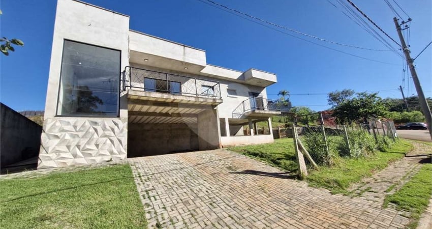 Casa com 4 quartos à venda em Condomínio Residencial Shamballa Iii - SP