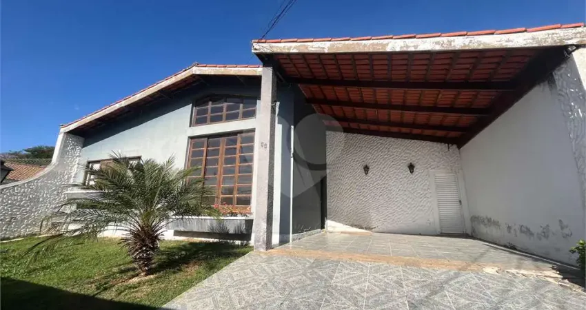 Casa com 3 quartos à venda ou para locação em Vila Santista - SP