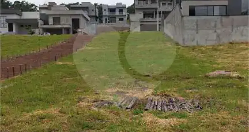 Terreno à venda no Jardim dos Pinheiros, Atibaia