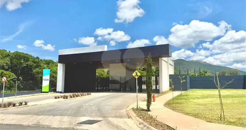 Terreno à venda no San Fernando Valley, Atibaia 