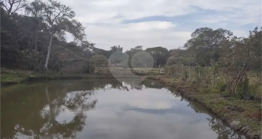 Chácara / sítio com 3 quartos à venda no Cachoeira, Atibaia 