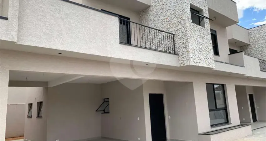 Terreno em condomínio fechado à venda na Vila Petrópolis, Atibaia