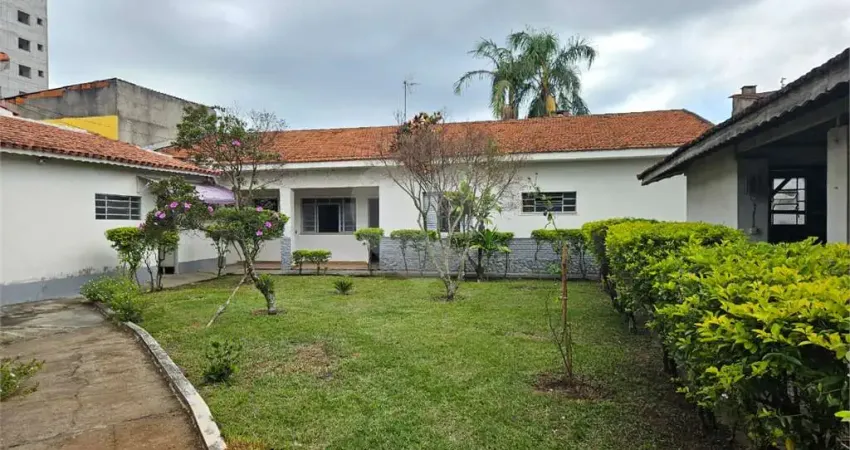 Casa com 2 quartos para alugar no Alvinópolis, Atibaia 
