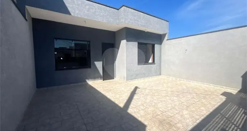 Casa com 3 quartos para alugar no Nova Cerejeira, Atibaia 