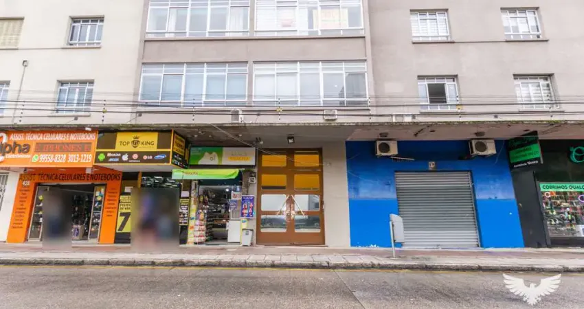 Apartamento com 3 quartos para alugar na Avenida Marechal Floriano Peixoto, 420, Centro, Curitiba