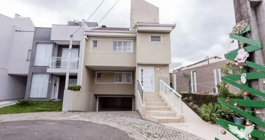 Casa em condomínio no pinheirinho de 370,00 m² com 4 quartos  - 94739.001-kd