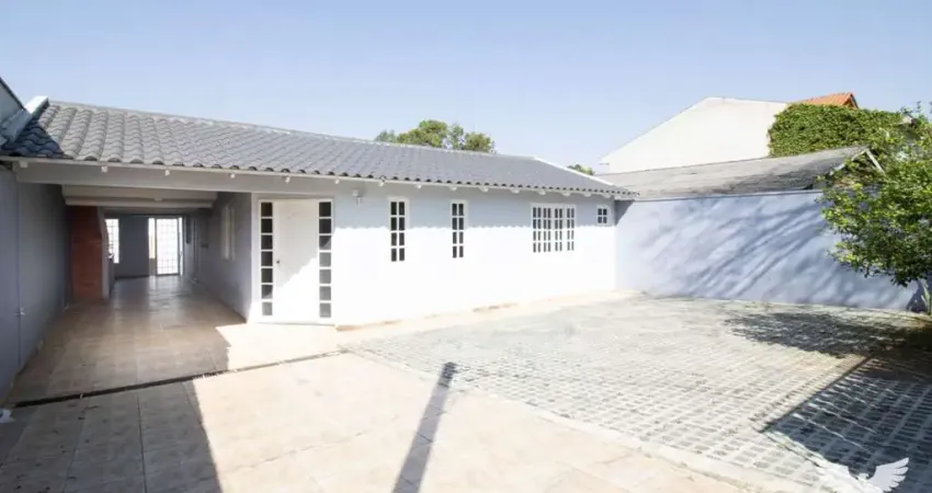 Casa com 4 quartos para alugar na Rua Aboud Khalil, 254, Santa Felicidade, Curitiba