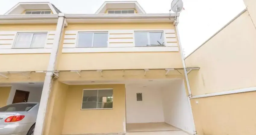 Casa com 3 quartos para alugar na Rua Rachel Corayola Bajerski, 373, Santa Felicidade, Curitiba