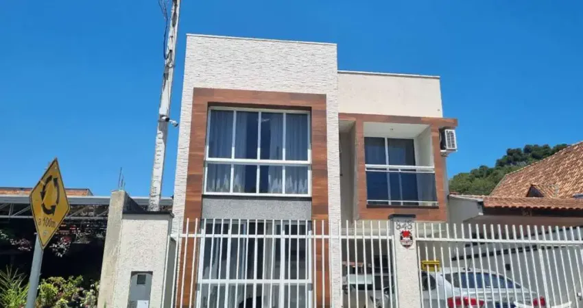 Casa com 3 quartos à venda na Rua Affonso Mathuzcewski, 848, Loteamento Montparnasse, Almirante Tamandaré