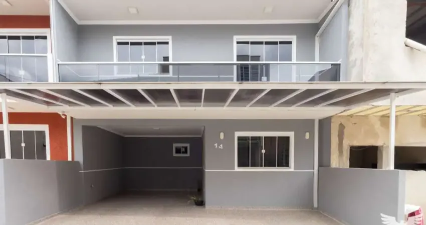 Casa com 3 quartos para alugar na Rua João Volpe, 658, Butiatuvinha, Curitiba