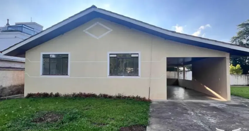 Casa com 3 quartos para alugar na Rua Acelino Grande, 250, Santa Felicidade, Curitiba