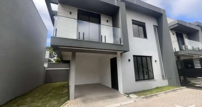 Casa com 3 quartos para alugar na Rua Antônio Stival, 215, Santa Felicidade, Curitiba