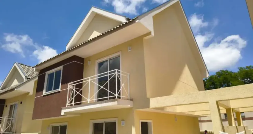 Casa com 3 quartos para alugar na Rua Prodócimo Lago, 705, Taboão, Curitiba