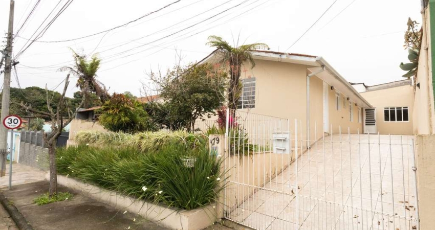Casa com 3 quartos para alugar na Rua José Rossetim, 179, Santo Inácio, Curitiba