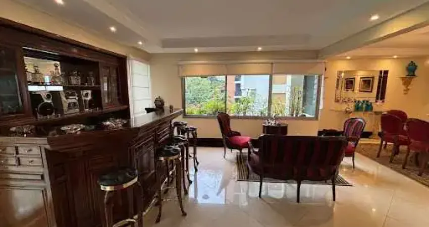 Apartamento com 4 dormitórios ( 1 suíte ), 2 vagas - à venda, 230 m² por R$ 3.500.000 - Moema - São Paulo/SP