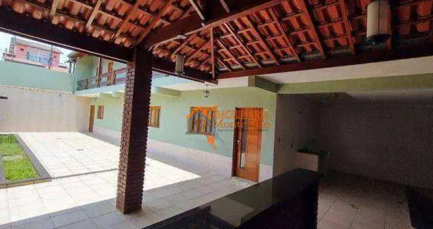Sobrado com 3 dormitórios à venda, 250 m² por R$ 1.200.000,00 - Cidade Soberana - Guarulhos/SP