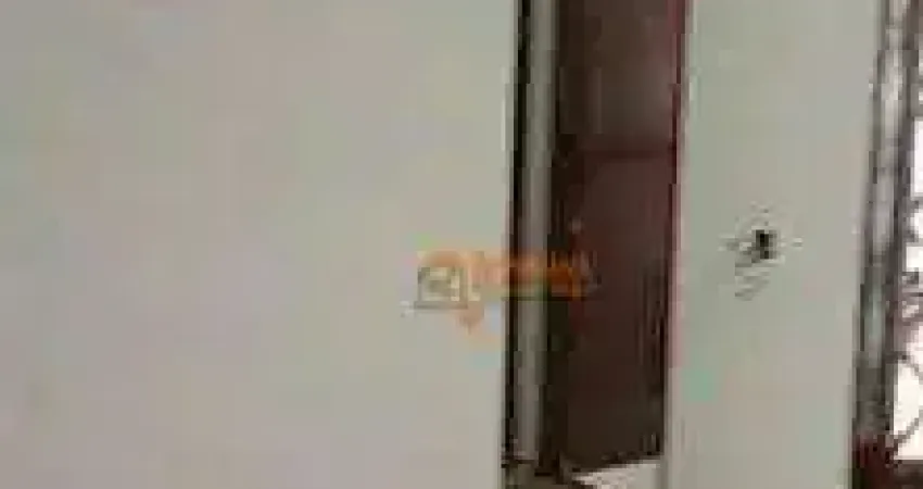 Apartamento com 2 dormitórios à venda, 61 m² por R$ 231.600,00 - Centro - Guarulhos/SP
