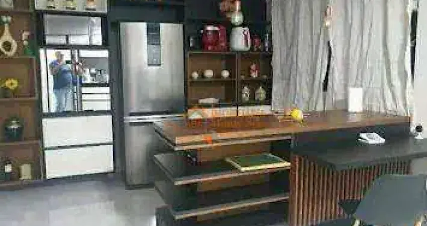 Sobrado com 3 dormitórios à venda, 315 m² por R$ 1.015.000,00 - Vila Galvão - Guarulhos/SP