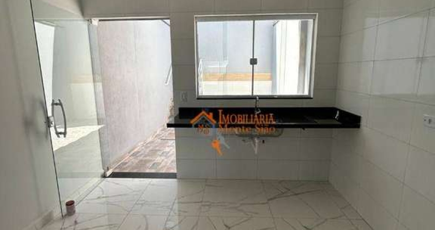 Sobrado com 2 dormitórios à venda, 82 m² por R$ 410.000,00 - Jardim Pinheirinho - Itaquaquecetuba/SP