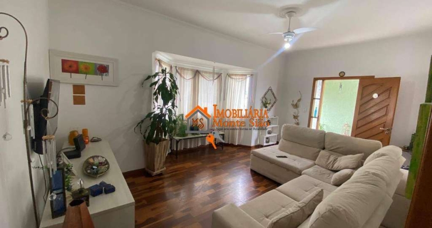 Casa à venda com 2 quartos, 1 suíte com closet e banheira, amplo espaço gourmet com horta, Vila Milton, Guarulhos, SP