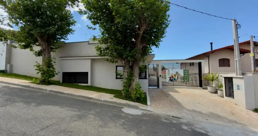 Casa em condomínio fechado com 3 quartos à venda na Vila Petrópolis, Atibaia 