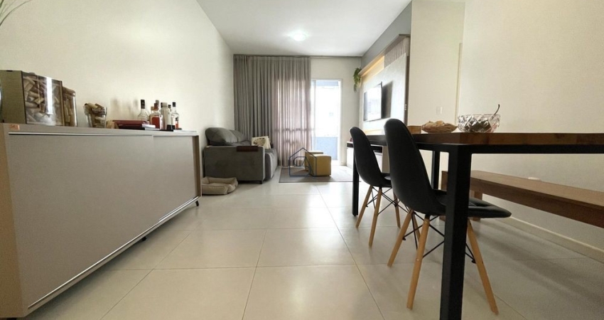Apartamento com 02 quartos sendo 01 suíte 02 BWC localizado em Campinas, São José - SC.