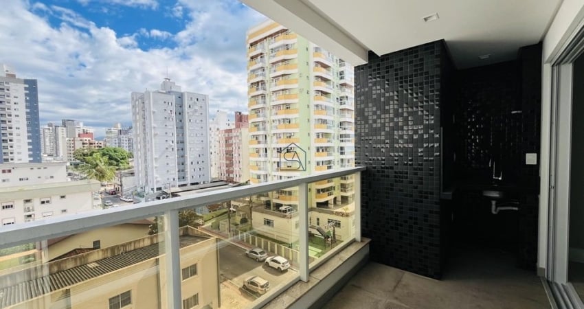 Apartamento com 02 quartos sendo 02 suítes 03 BWC localizado em Campinas, São José - SC.