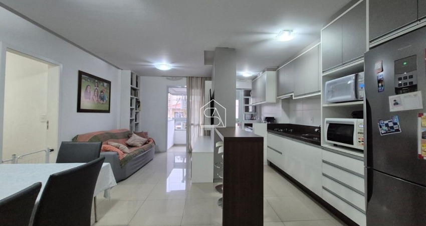 Apartamento com 03 quartos sendo 02 suítes e 03 BWC localizado em Areias, São José - SC.