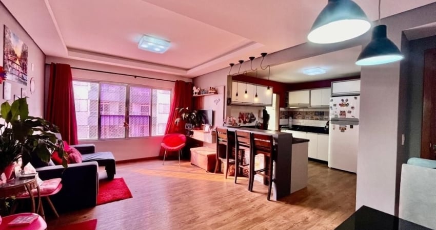 Apartamento com 02 quartos e 01 BWC localizado no Kobrasol - São José.