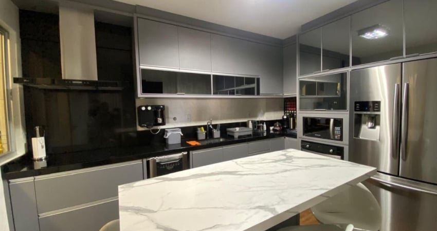 Apartamento com 03 quartos sendo 01 suíte 02 BWC localizado em Campinas - São José.