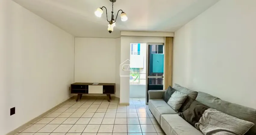Apartamento com 02 quartos 01 BWC localizado em Barreiros São José SC.