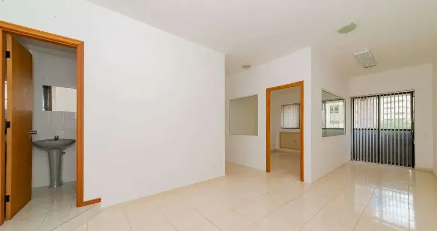 Sala comercial à venda na Rua Emiliano Perneta, 725, Centro, Curitiba