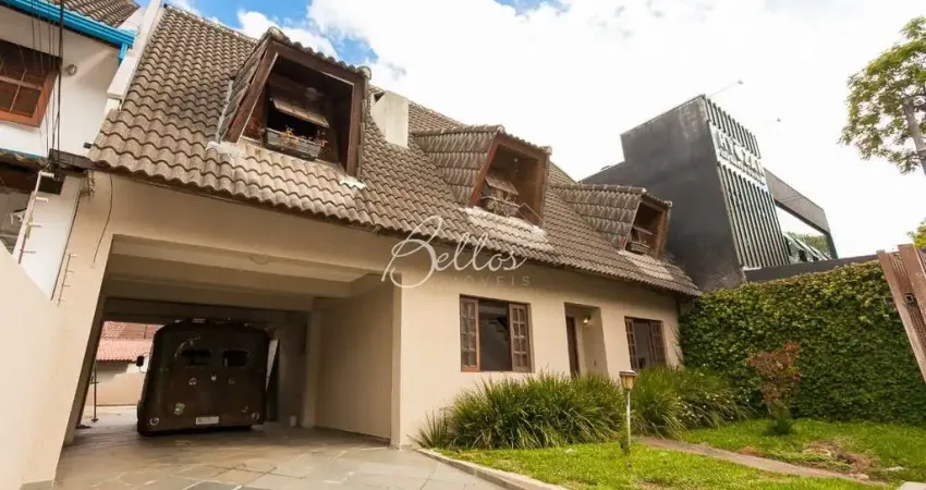 Casa com 3 quartos à venda na Avenida dos Estados, 1141, Água Verde, Curitiba
