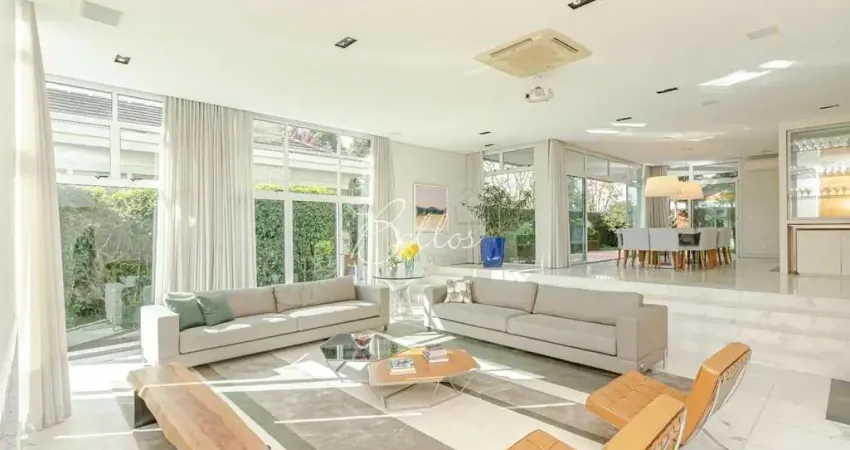 Casa em condomínio fechado com 5 quartos à venda na Rua José Benedito Cottolengo, 710, Campo Comprido, Curitiba